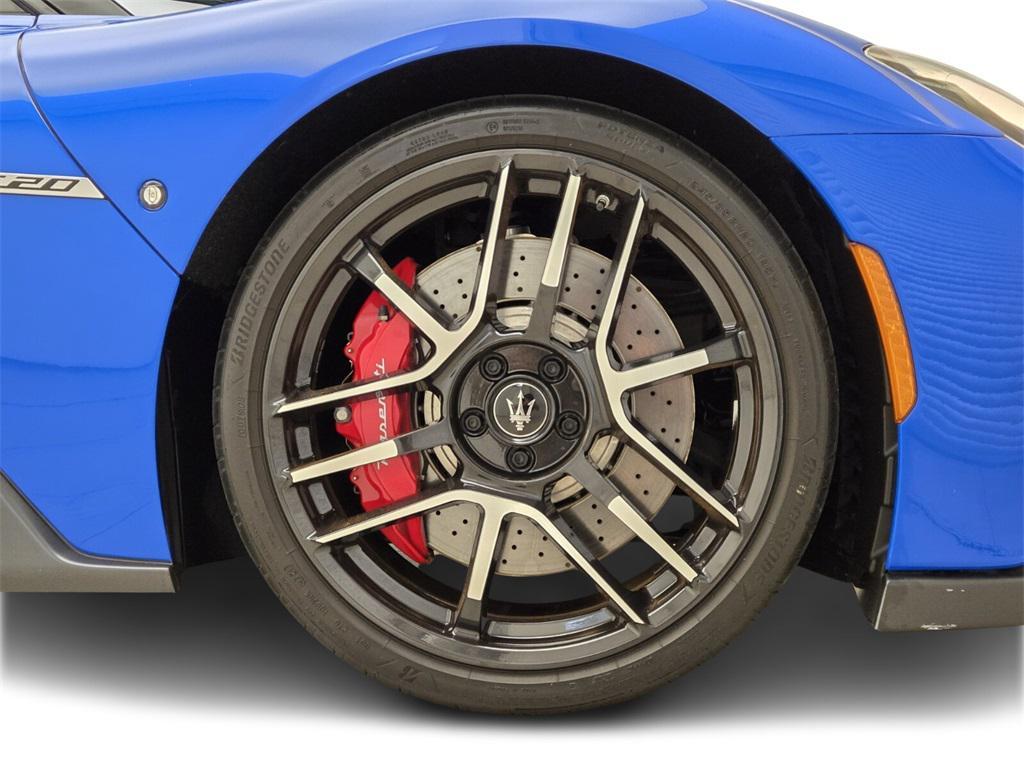 used 2022 Maserati MC20 car, priced at $169,990