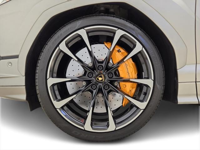 used 2024 Lamborghini Urus car, priced at $276,990