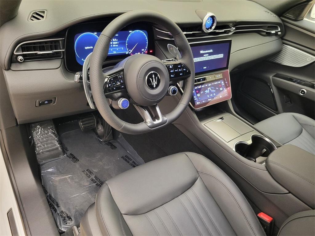 used 2024 Maserati Grecale car, priced at $51,990