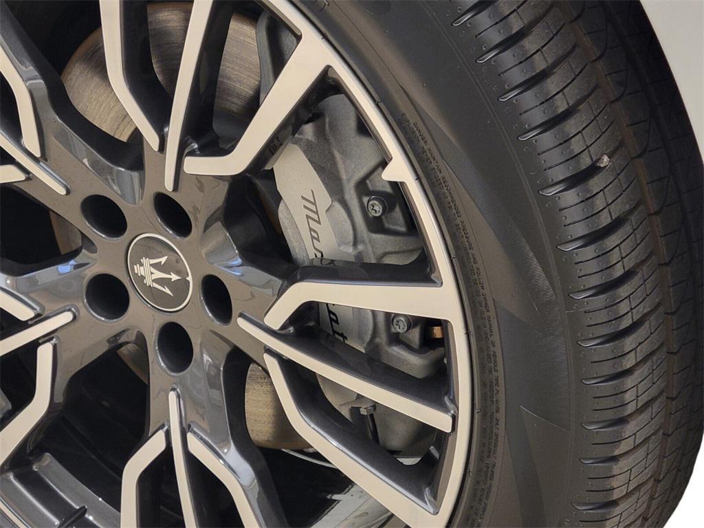 used 2024 Maserati Grecale car, priced at $51,990