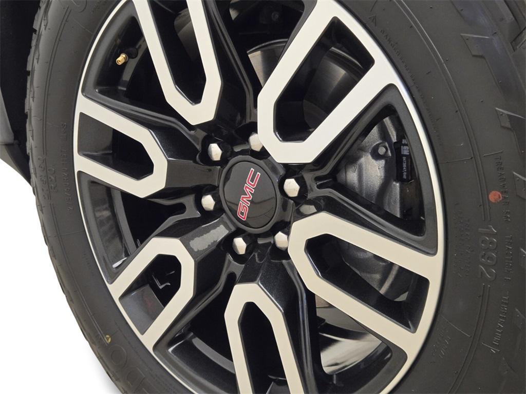 used 2021 GMC Sierra 1500 car, priced at $43,990