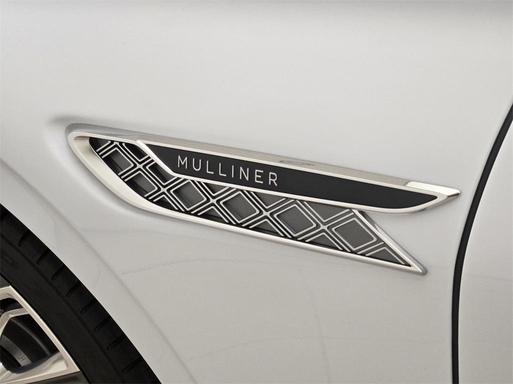 new 2025 Bentley Flying Spur car, priced at $323,630
