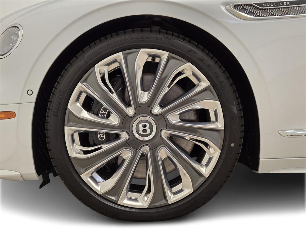 new 2025 Bentley Flying Spur car, priced at $323,630