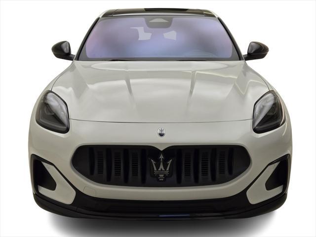 new 2025 Maserati Grecale Folgore car, priced at $123,770