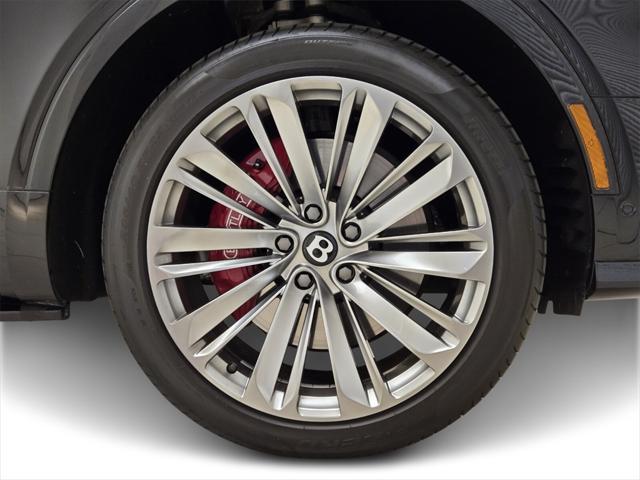 used 2022 Bentley Bentayga car, priced at $174,990