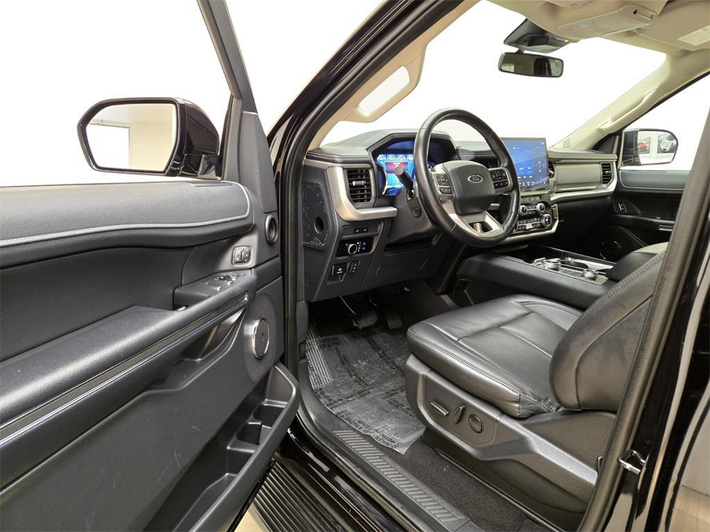 used 2024 Ford Expedition Max car, priced at $45,990