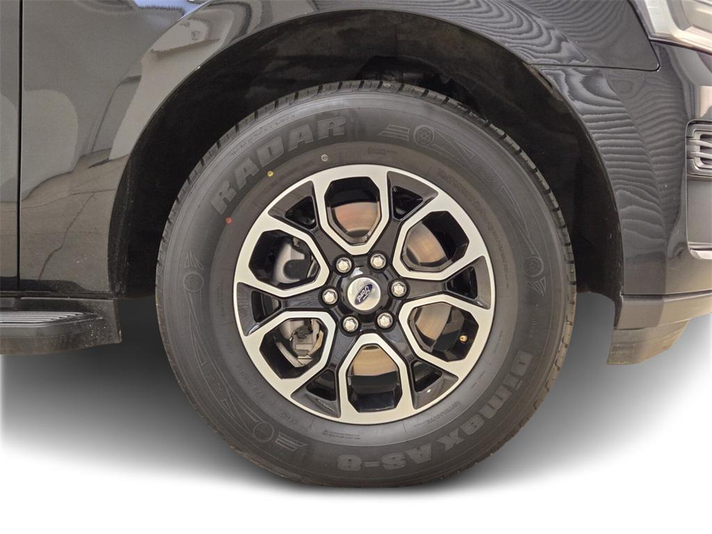 used 2024 Ford Expedition Max car, priced at $45,990