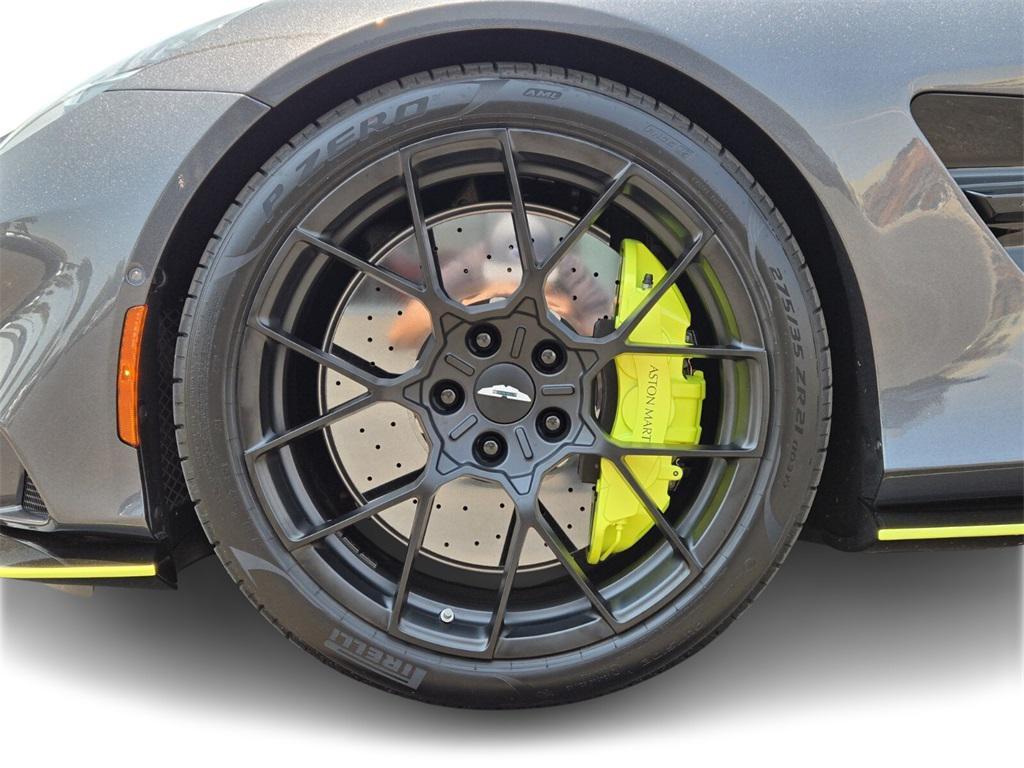 new 2025 Aston Martin Vanquish car, priced at $541,000