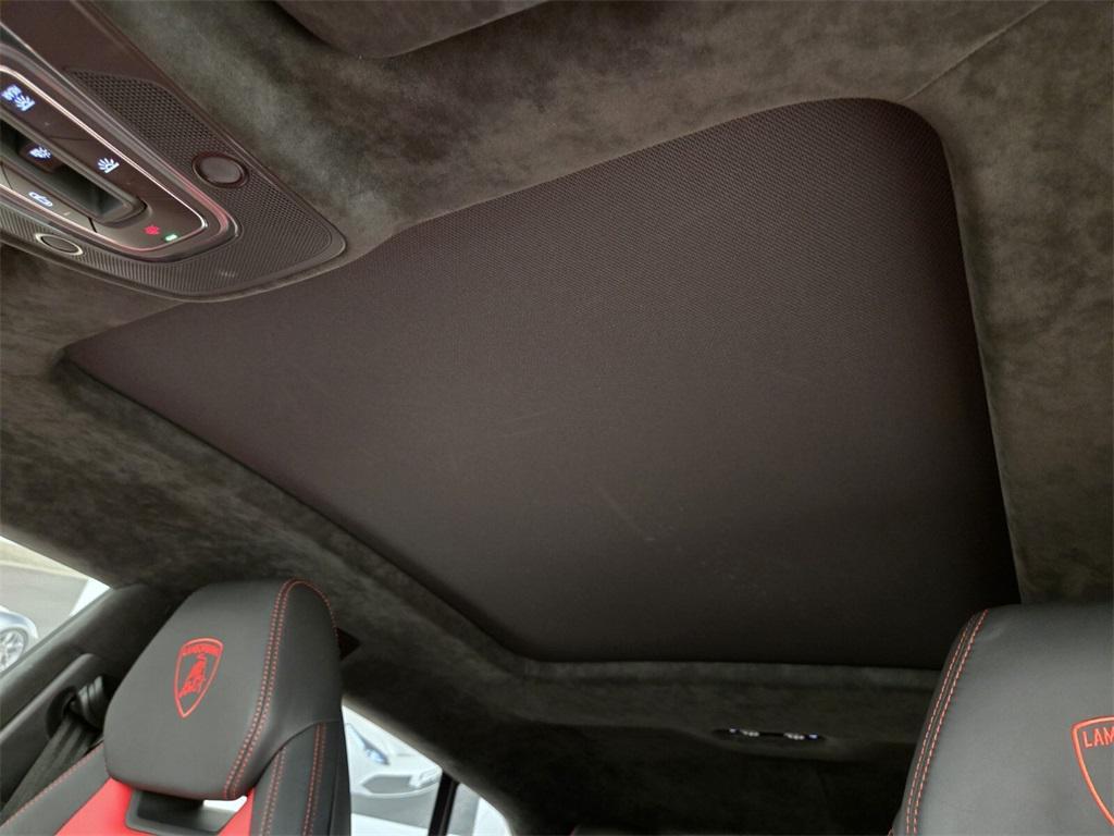 used 2021 Lamborghini Urus car, priced at $197,990