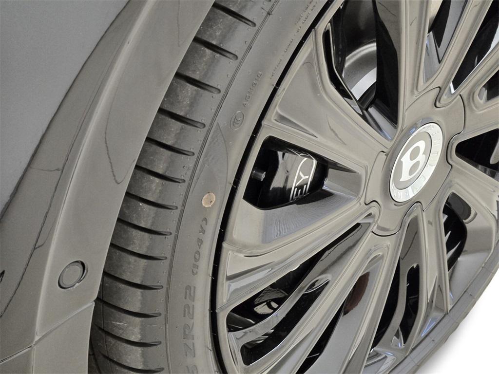 new 2025 Bentley Flying Spur car, priced at $335,580