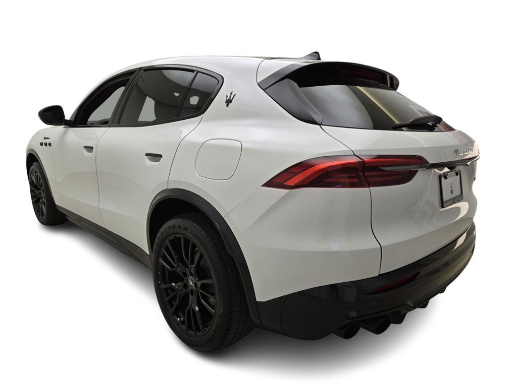new 2025 Maserati Grecale car, priced at $85,550