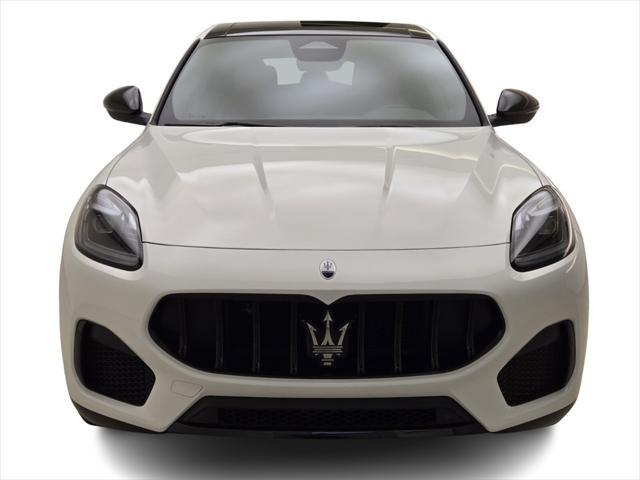 new 2025 Maserati Grecale car, priced at $85,550