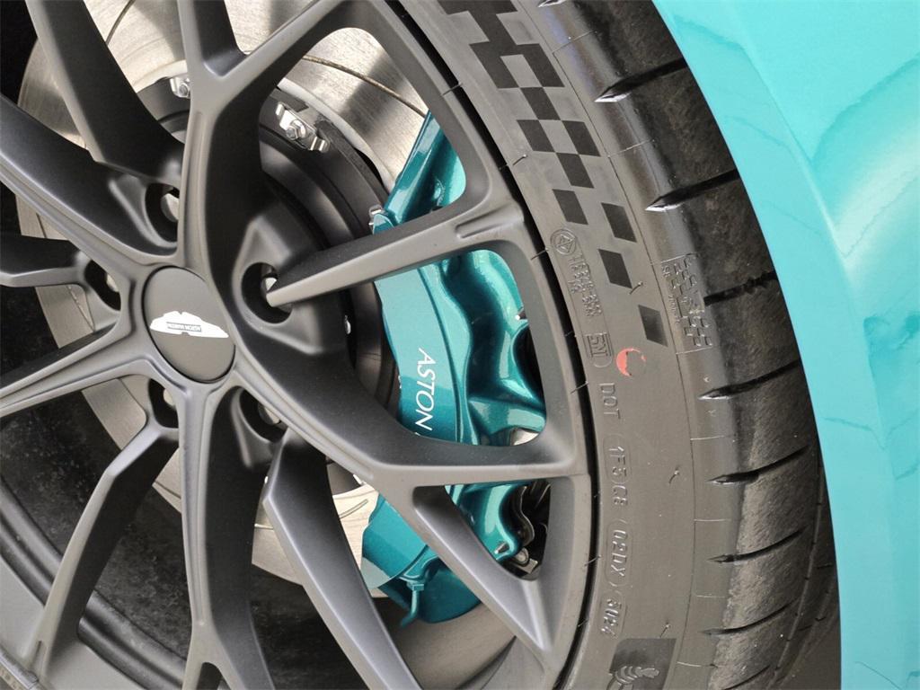 new 2025 Aston Martin Vantage car, priced at $270,100