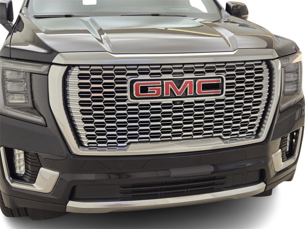 used 2022 GMC Yukon XL car, priced at $63,990