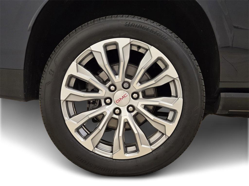 used 2022 GMC Yukon XL car, priced at $63,990