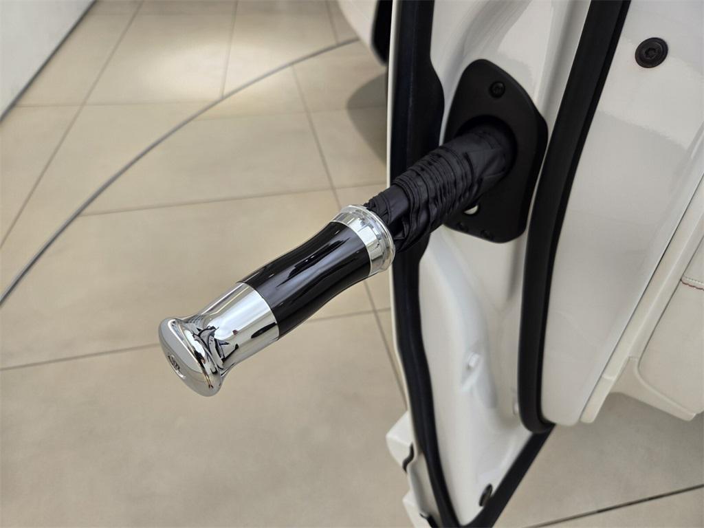 used 2021 Rolls-Royce Cullinan car, priced at $249,990