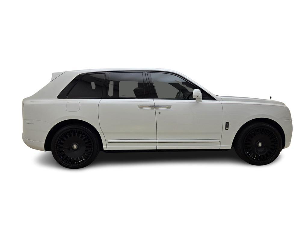 used 2021 Rolls-Royce Cullinan car, priced at $249,990