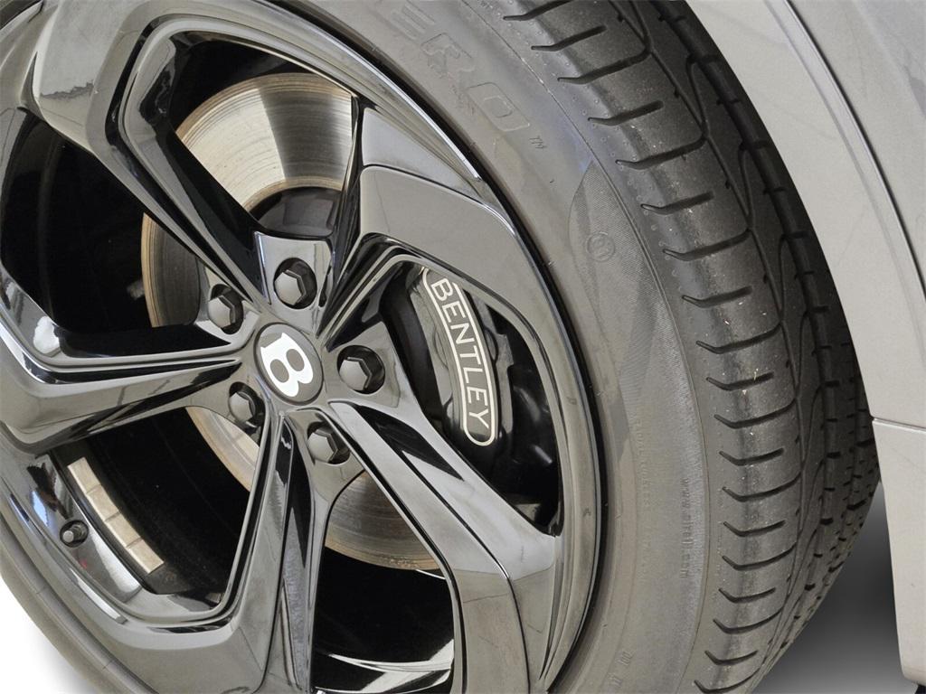 used 2022 Bentley Bentayga car, priced at $144,990