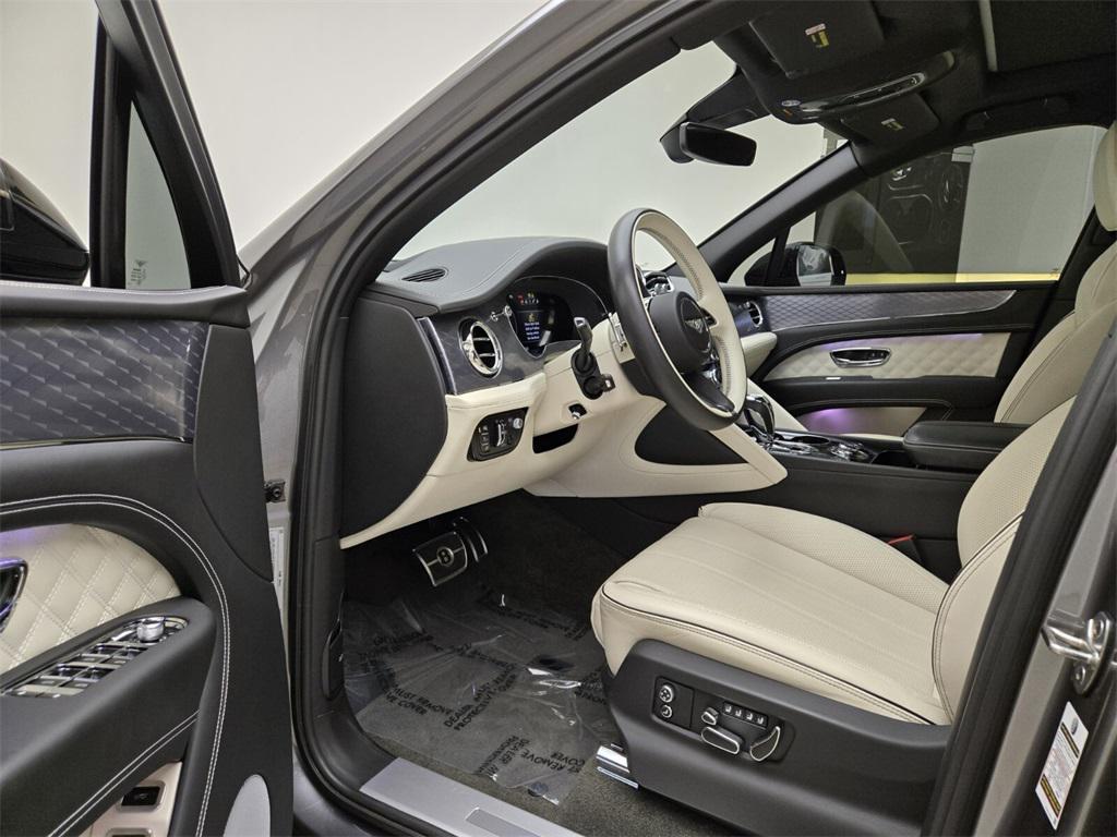 used 2022 Bentley Bentayga car, priced at $144,990