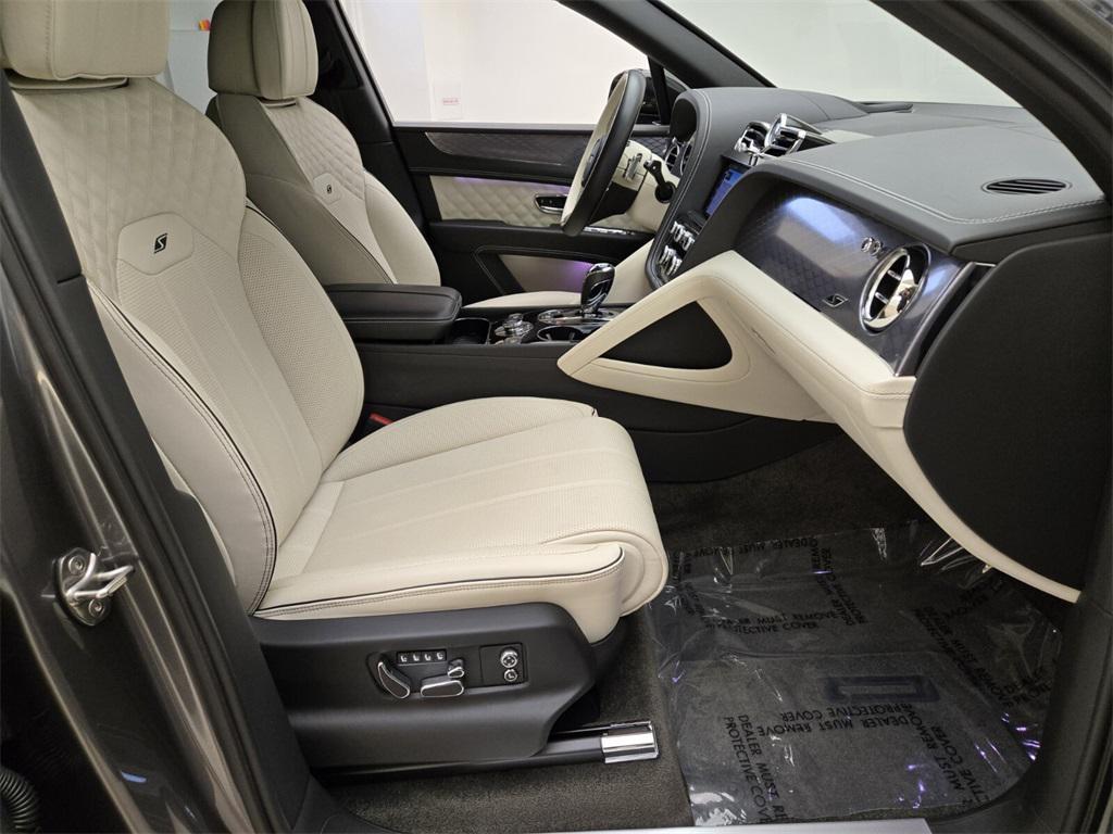 used 2022 Bentley Bentayga car, priced at $144,990