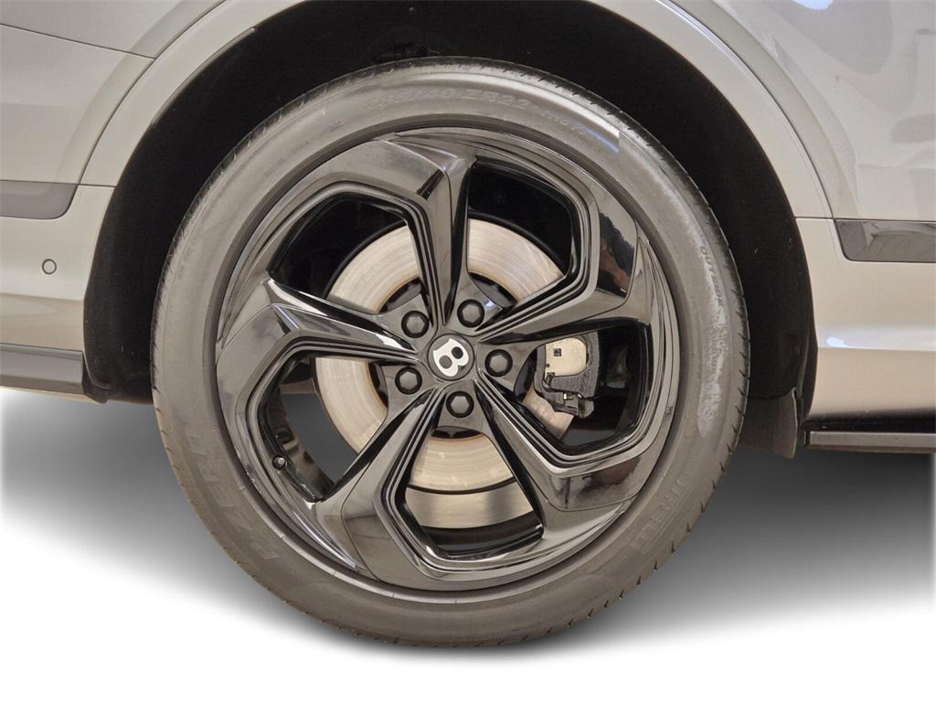 used 2022 Bentley Bentayga car, priced at $144,990