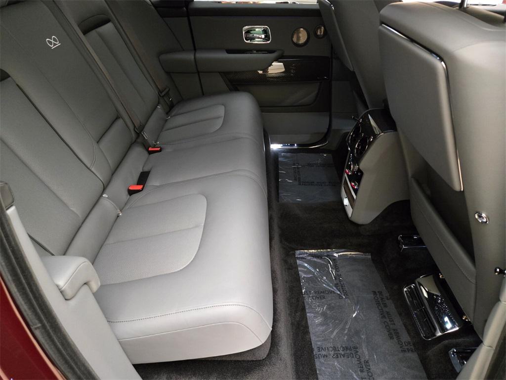 new 2025 Rolls-Royce Cullinan car, priced at $540,775