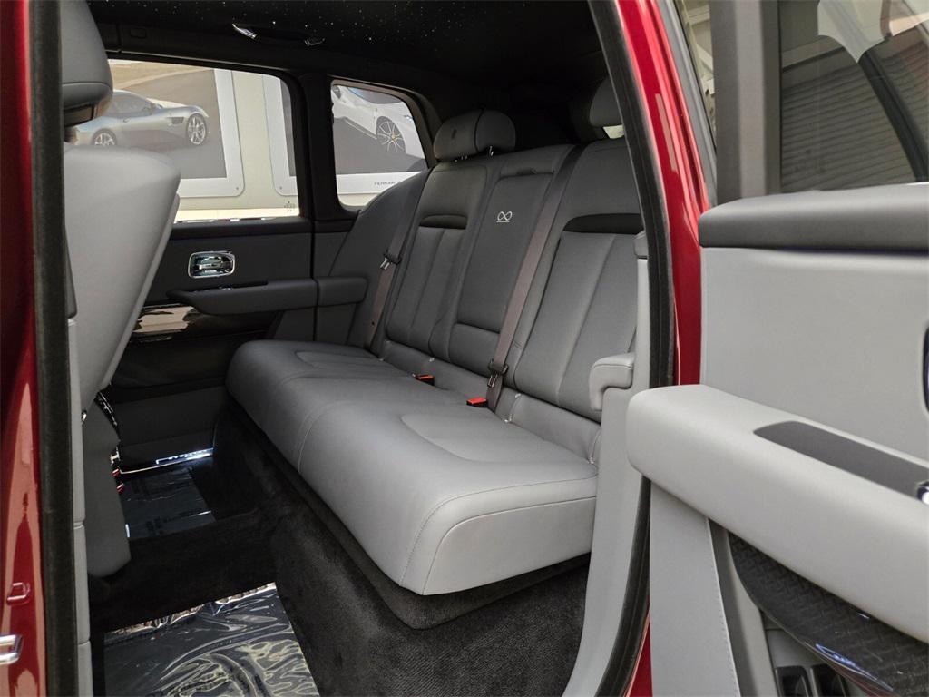 new 2025 Rolls-Royce Cullinan car, priced at $540,775