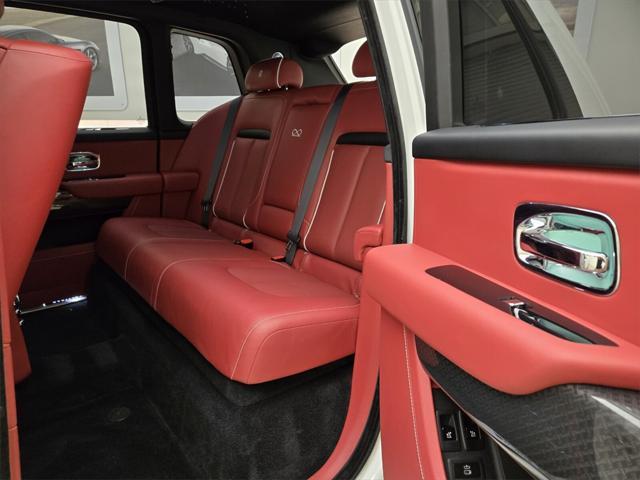 used 2022 Rolls-Royce Cullinan car, priced at $364,990