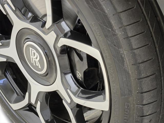 used 2021 Rolls-Royce Cullinan car, priced at $279,990