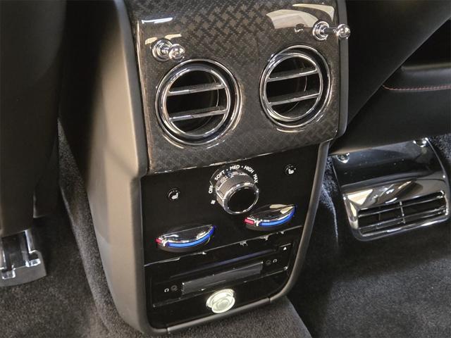 used 2021 Rolls-Royce Cullinan car, priced at $279,990