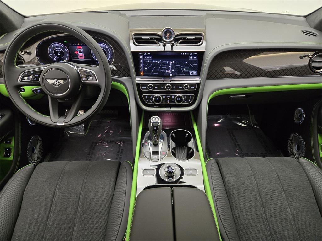 new 2025 Bentley Bentayga car, priced at $277,040