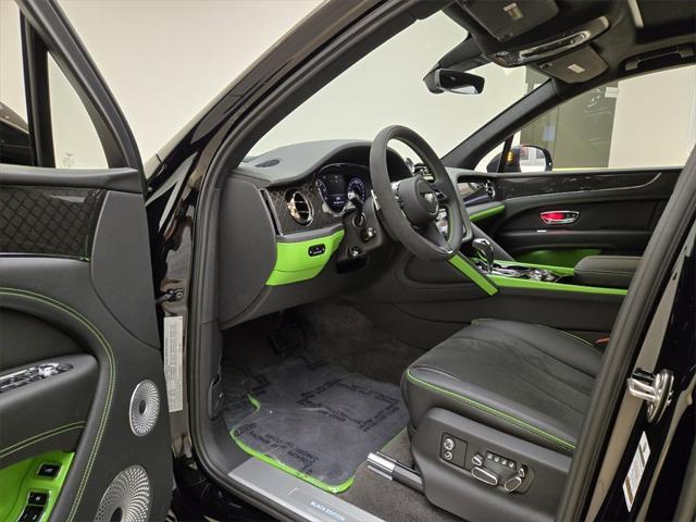 new 2025 Bentley Bentayga car, priced at $277,040