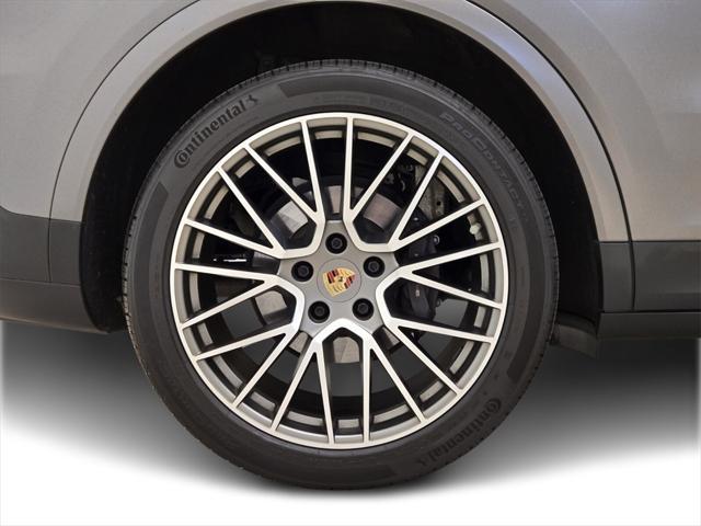 used 2022 Porsche Cayenne car, priced at $72,990