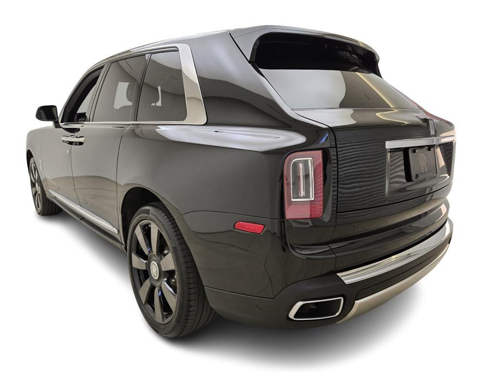 used 2020 Rolls-Royce Cullinan car, priced at $259,990