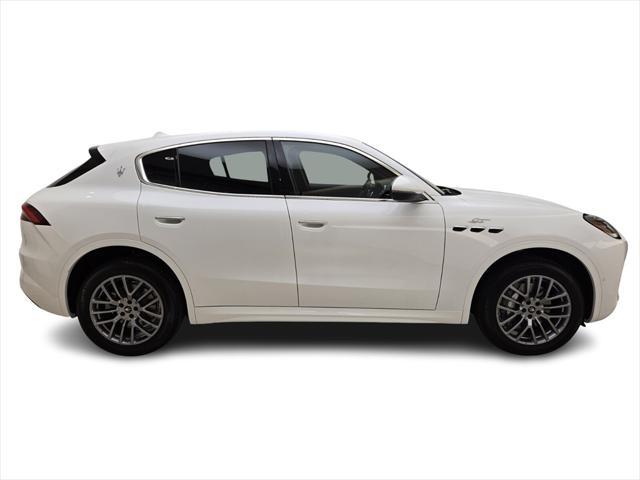 new 2024 Maserati Grecale car, priced at $71,810