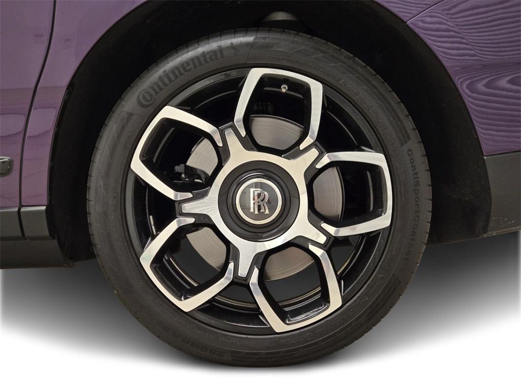 used 2023 Rolls-Royce Cullinan car, priced at $339,990