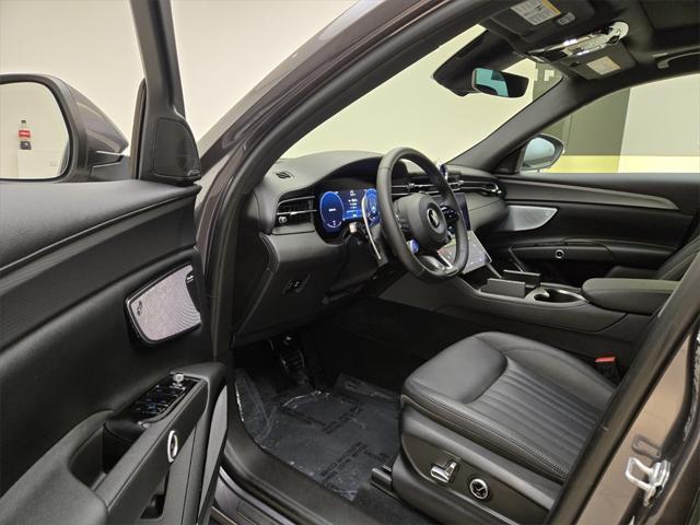 used 2024 Maserati Grecale car, priced at $53,990
