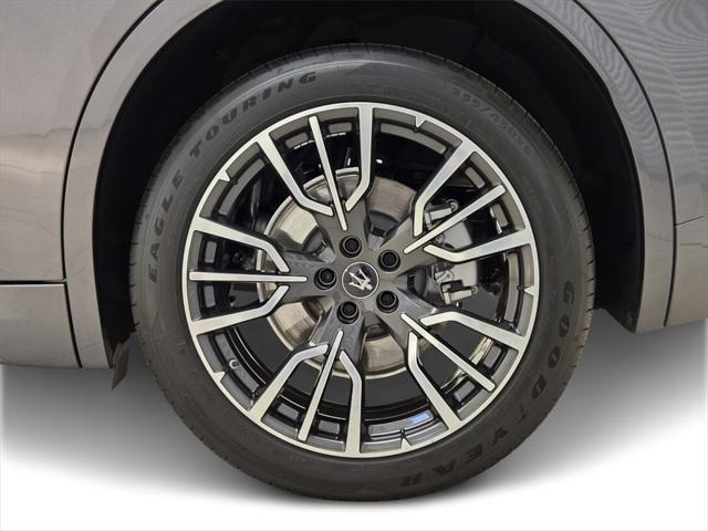 used 2024 Maserati Grecale car, priced at $53,990