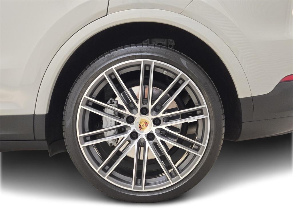 used 2022 Porsche Cayenne car, priced at $54,990