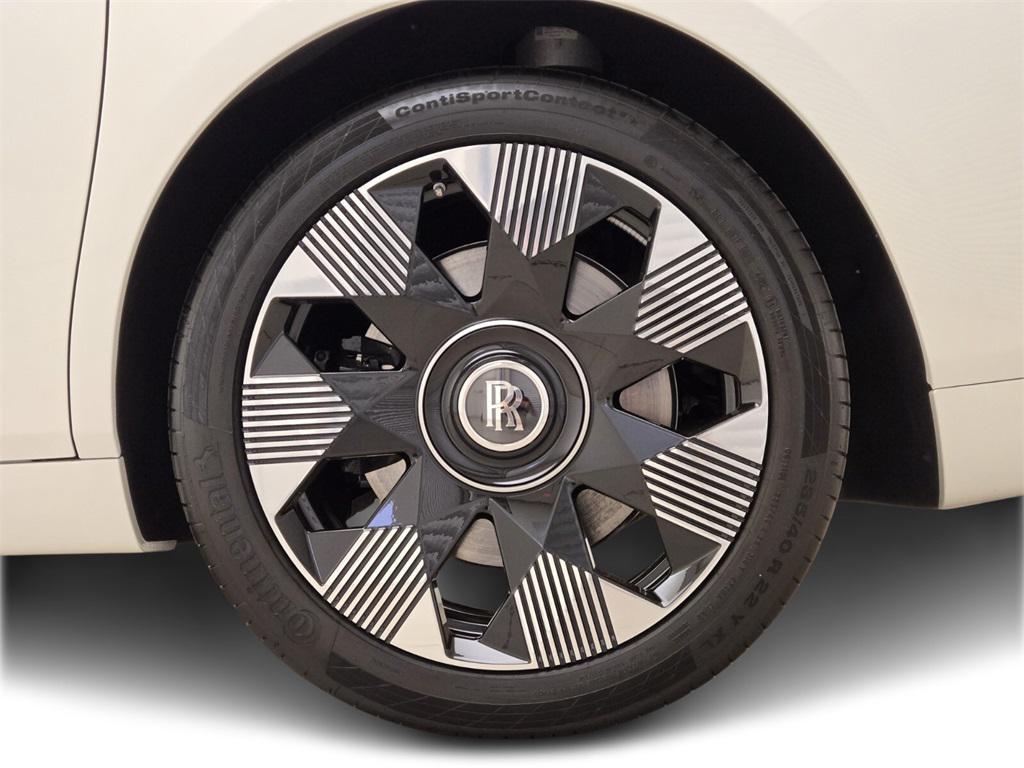 used 2023 Rolls-Royce Phantom car, priced at $489,990