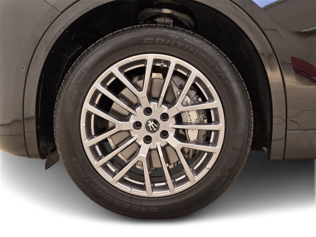 used 2024 Maserati Grecale car, priced at $47,990
