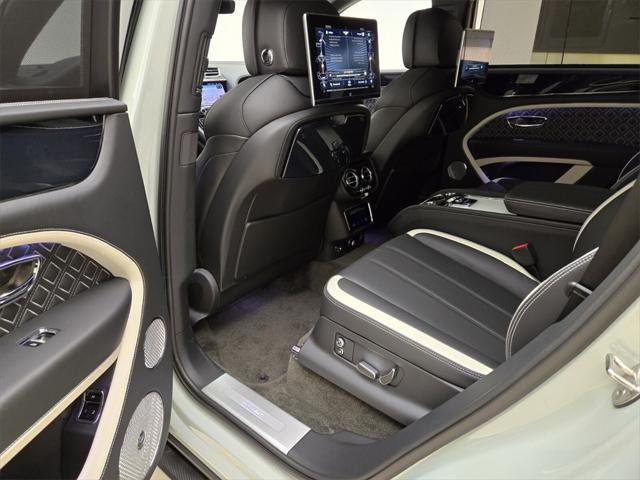 used 2023 Bentley Bentayga car