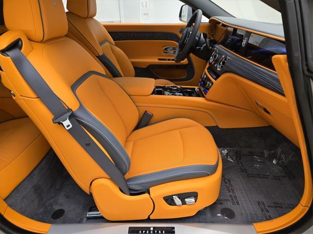 new 2025 Rolls-Royce Spectre car, priced at $524,375