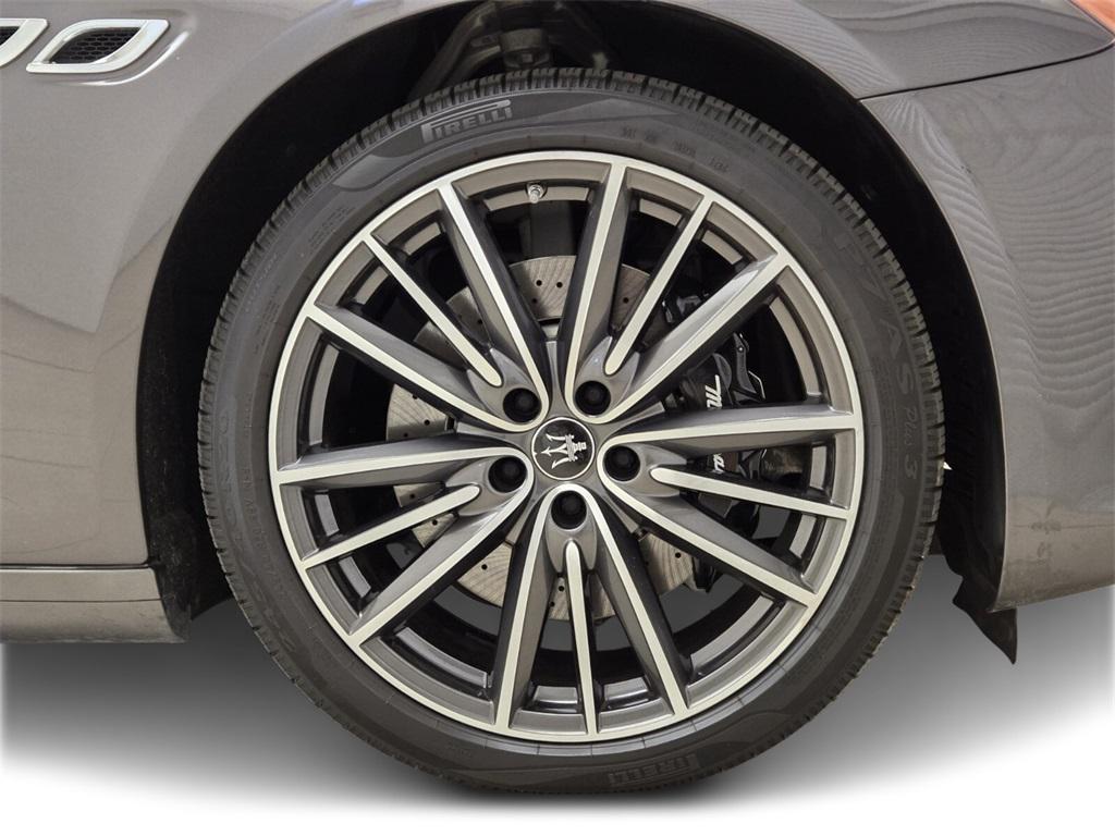 used 2022 Maserati Quattroporte car, priced at $44,690