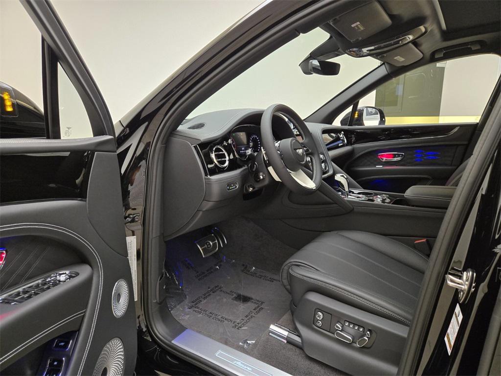 new 2025 Bentley Bentayga car, priced at $287,325