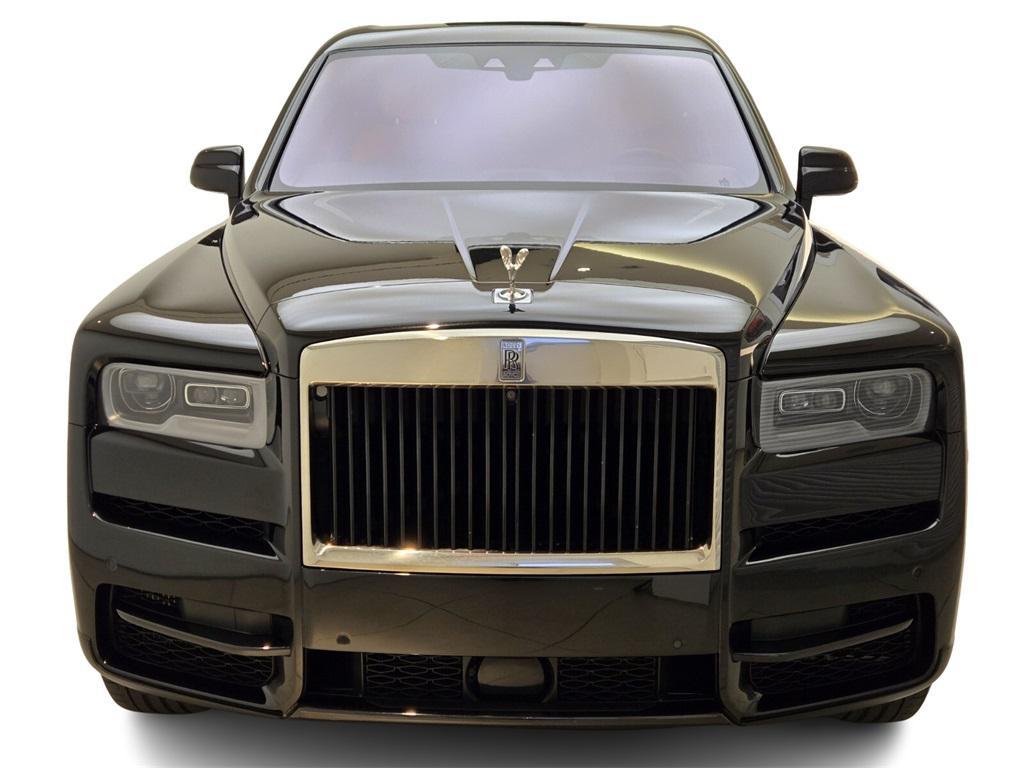 used 2022 Rolls-Royce Cullinan car, priced at $318,990