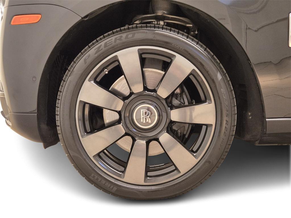 used 2022 Rolls-Royce Cullinan car, priced at $318,990