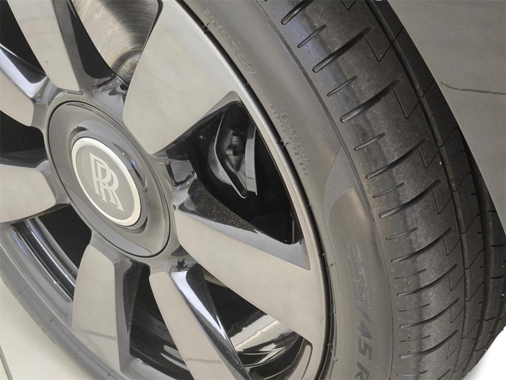 used 2022 Rolls-Royce Cullinan car, priced at $318,990