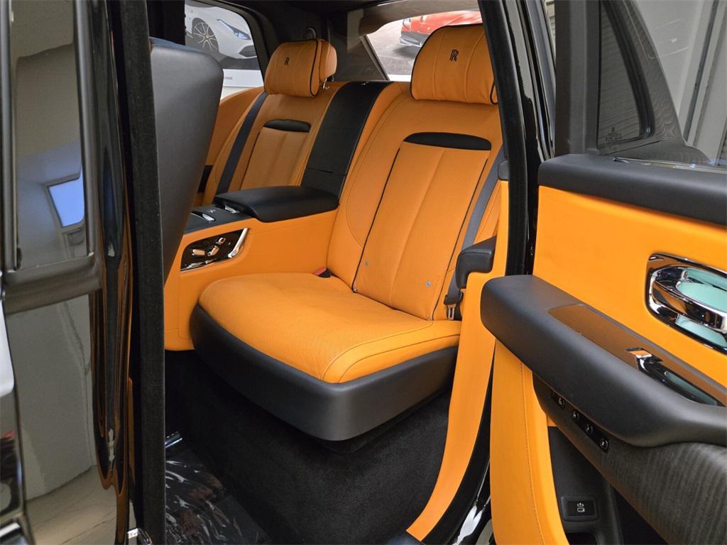 used 2022 Rolls-Royce Cullinan car, priced at $318,990