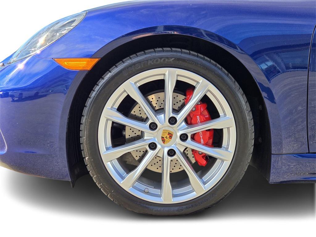 used 2024 Porsche 718 Boxster car, priced at $84,990